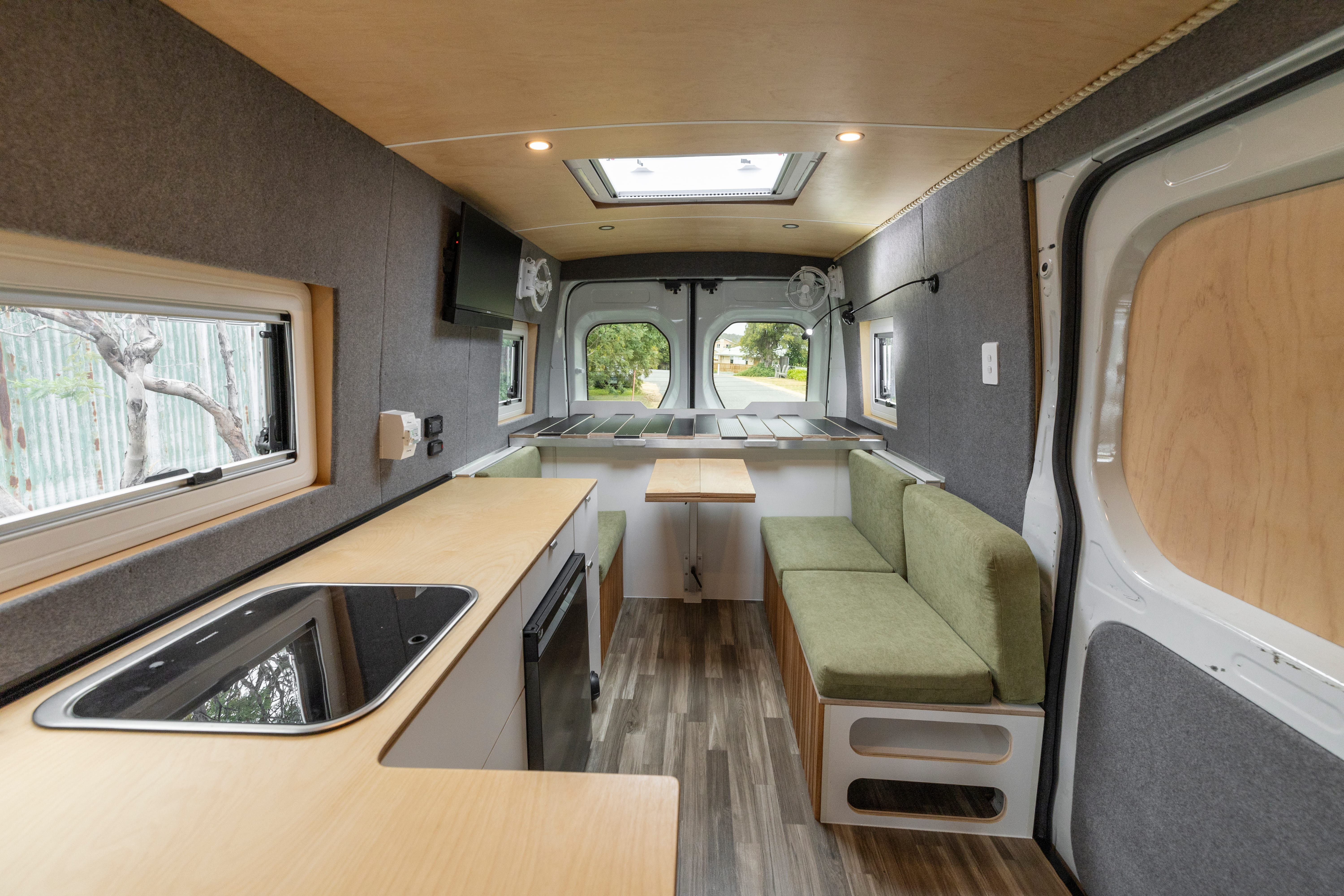 Phil and Robyn's LDV campervan build